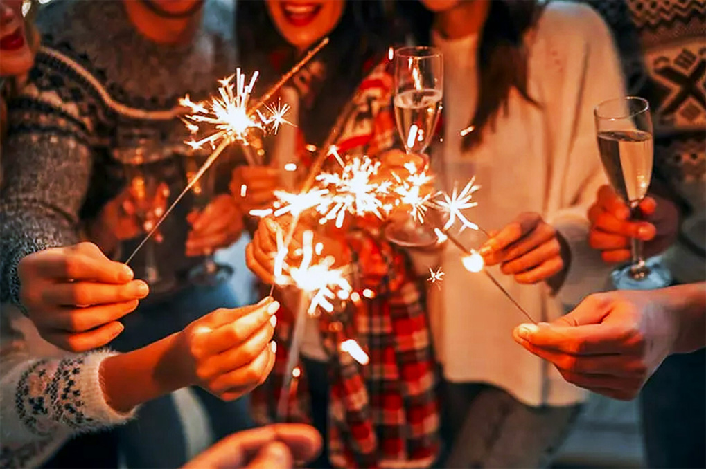 social media scavenger hunt photography snap