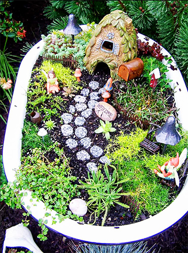Fairy Garden using pre-loved Bathtub