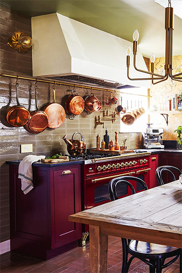 Picture of a kitchen set industrial style