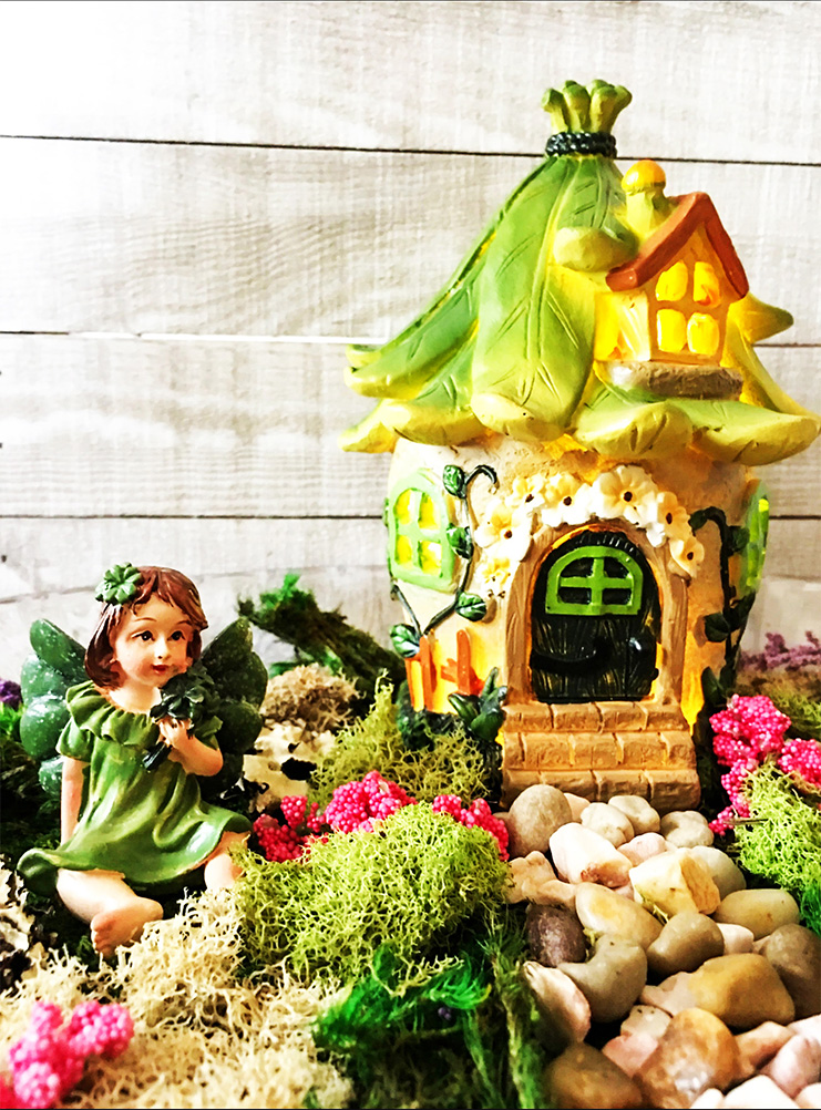 Irish Way to Decorate Garden with Fairy Theme Decorations